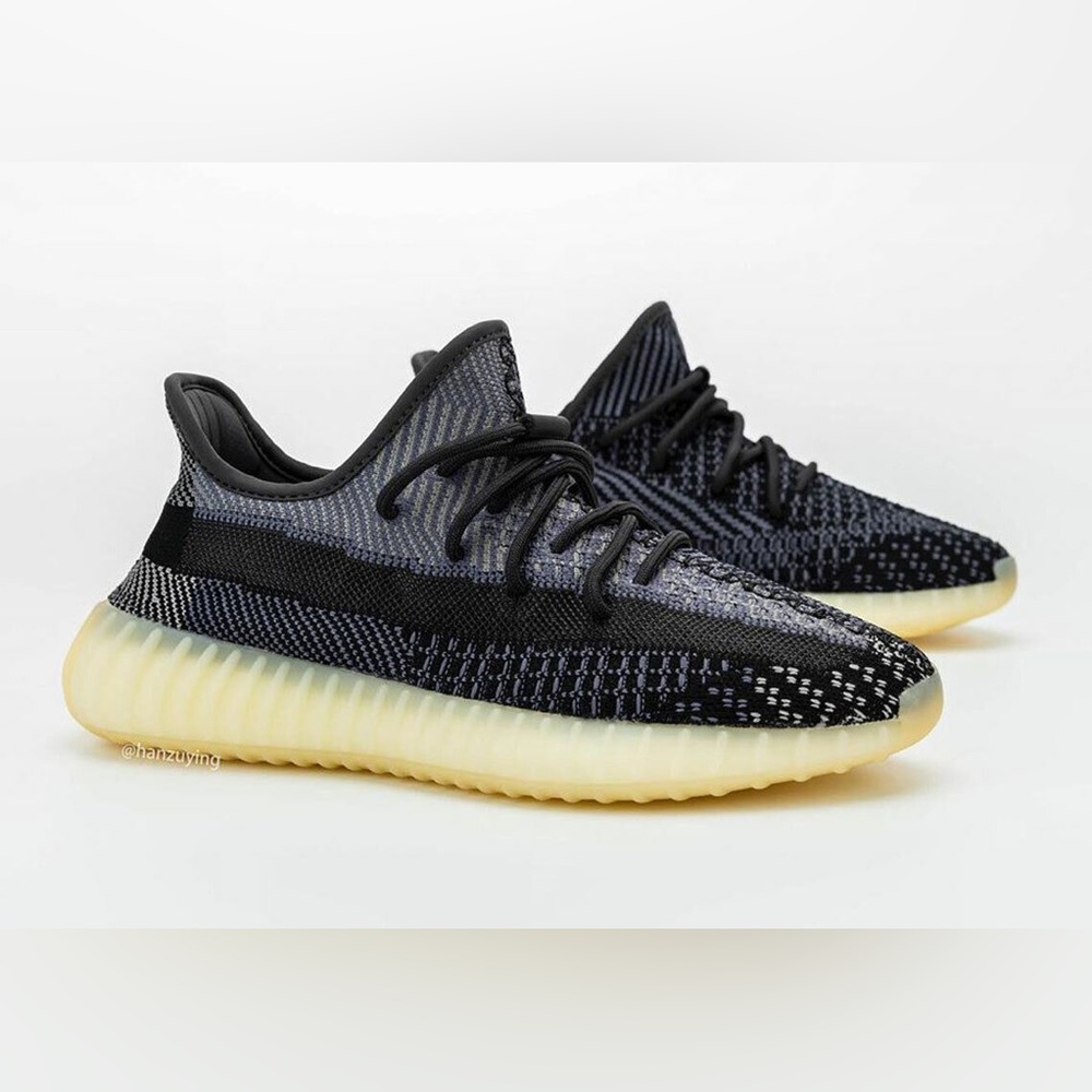 Adidas Yeezy Boost 350 V2 - Carbon